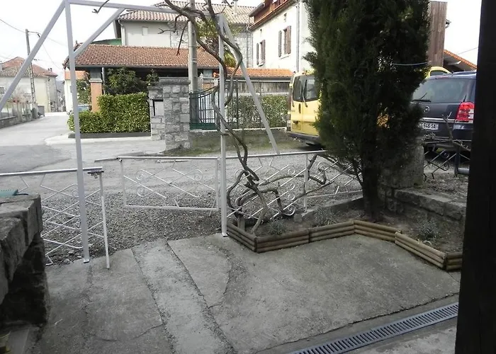 Charmant Gite 2 Etoiles, Parking Prive A Ruoms